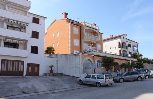 Vrsar Apartment | Two bedroom apartment with terrace and sea view Vrsar, Poreč (A-3007-a)