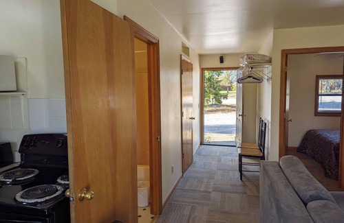 Perry Cabin | Two bedroom family cabin by private fishing lake.