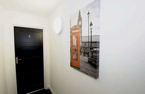 Tooting Apartment | Two Bedroom Flat-Heart of London