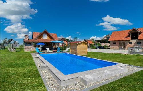 Vrbovec House | Two-Bedroom Holiday Home In Poljana