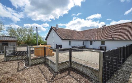 Spøttrup House | Two-Bedroom Holiday Home In Spottrup