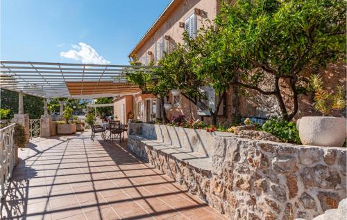 Orebic House | Two-Bedroom Holiday Home In Mokalo