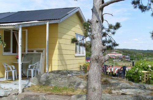 Karna House | Two-Bedroom Holiday home in Kärna 1