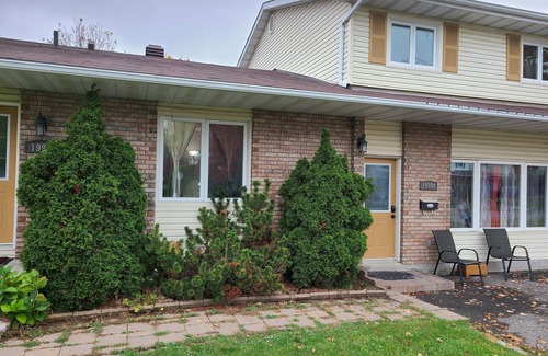 Orleans Village - Chateauneuf House | Two Bedroom home nestled in a quite Orleans neighborhood. 12 minutes to downtown