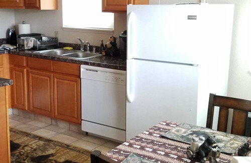 Mariposa Apartment | Two Bedroom One Bath Apartment(sleeps no more than 4)