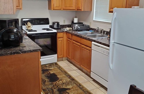 Mariposa Apartment | Two Bedroom One Bath Apartment(sleeps no more than 4)