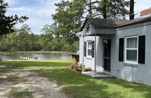 Craven County Cottage | Two-bedroom/One bath Waterfront Cottage with Dock
