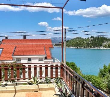 Blace Apartment | Two bedroom seaside home in quiet village