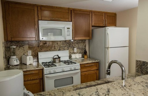 Palm Beach Resort | Two Bedroom Suite @ Caribbean Palm Village Resort