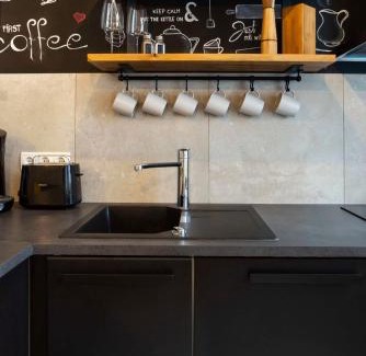 Friedrichshain Apartment | Two BR and Two BTH plus Self Checkin plus Street Parking