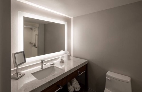 Downtown Resort | Two Elegant Units! Outdoor Pool, Free Parking and Gym Access!