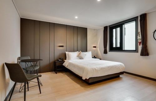 Beomil-dong Hotel | Two H Hotel
