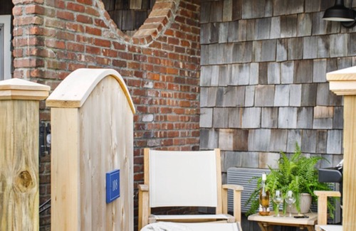 Sag Harbor House | Two Harborview Rooms with Access to Pool, Tennis Courts, Free Bikes & Kayaks