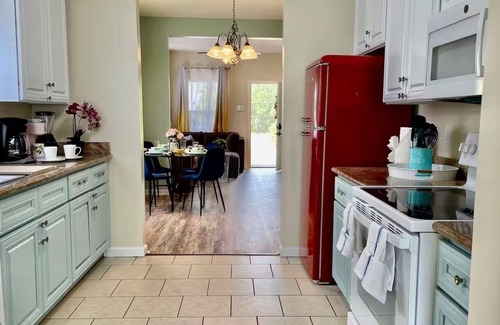 Pass Christian House | TWO Lake Houses, Sleeps 20, 2 HUGE gAmE rOoMs 407
