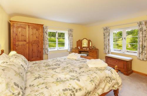 Liscombe House | Two Lower Spire Cottage Liscombe