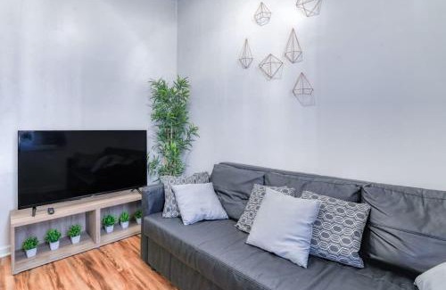 Jersey City Apartment | TWO Modern Apartment Minutes to NYC