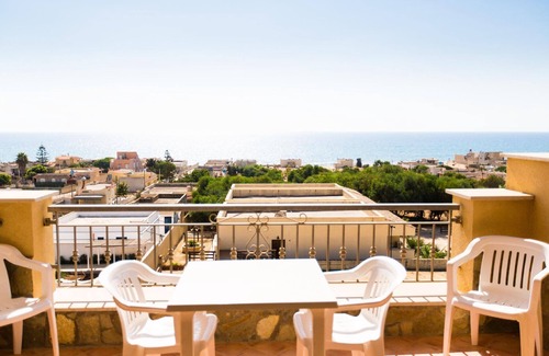 Triscina Apartment | TWO-ROOM APARTMENT 5 PLACES