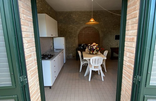 Bibbona House | Two-room apartment in a country house with park and swimming pool, near the sea.
