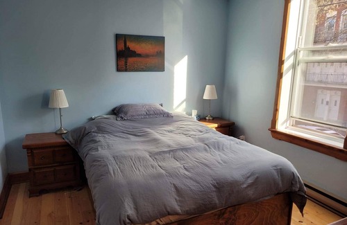 Little Italy House | Two-storey Townhouse in centre of Montreal (little Italy)