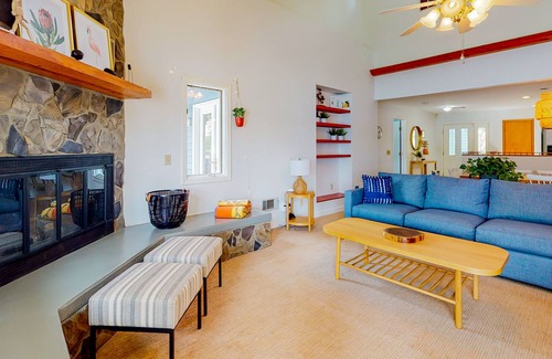 Prosperity House | Two-Story Dog-Friendly Home w/ Deck, Game Room, Free WiFi, Pellet Grill, & W/D