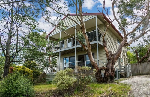 Aireys Inlet House | Two Story House with Ocean Views