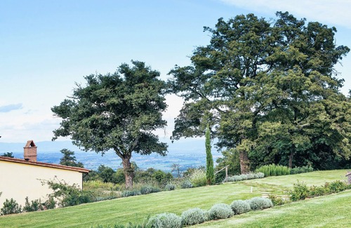 Trequanda Apartment | Two-story Luxury in Siena Resort at Sky