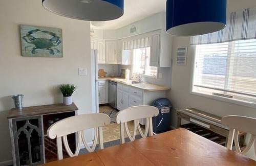 Townsend's Inlet Condo | TWO-STORY TOWNHOUSE WITH BAY AND SUNSET VIEWS!