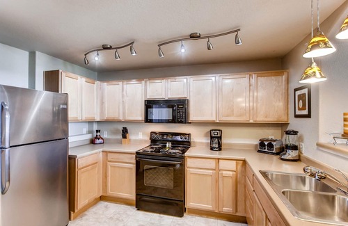 Castle Rock Condo | Two Story Two Bedroom Condo in Castle Rock