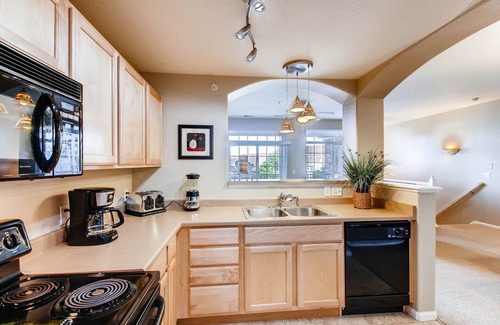 Castle Rock Condo | Two Story Two Bedroom Condo in Castle Rock