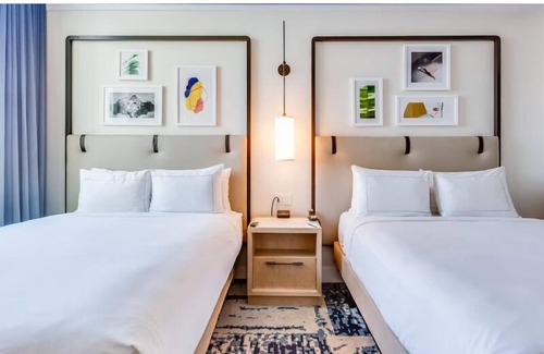 Ojus Hotel | Two Units | Modern Stays | Outdoor Pool | Near Aventura Mall