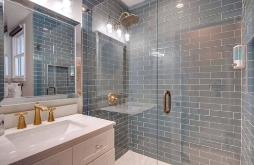 Thunderbolt House | Two Units w/ Pool & Gazebo-Swanky Savannah Style