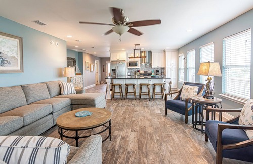 Surf Side Shores House | Two weeks open at end of October - Rates Discounted Already⛱️🏝️☀️🐬