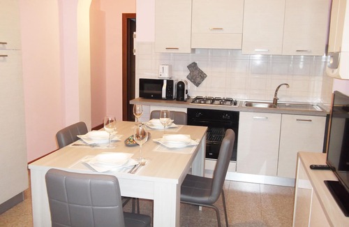 Polpenazze del Garda House | TWO WONDERFUL GROUND FLOOR AND FIRST FLOOR APARTMENTS WITH LAKE VIEW