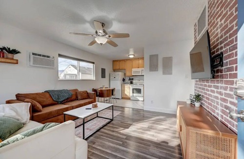 East Colorado Springs House | Twobedroomcentrallylocatedkingbed