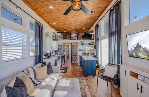 Fredericksburg Cottage | TXFirefly-88
