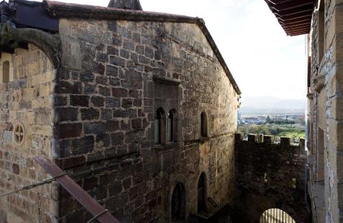 Hondarribia Historic Center Apartment | Txoriak - Basquenjoy