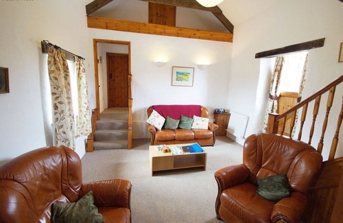 St Brides House | Ty Blawd - Two Bedroom House, Sleeps 4