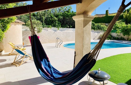 Vielle-Chapelle Villa | Ty'Bonheurs - sleeps 8 - garden pool sea