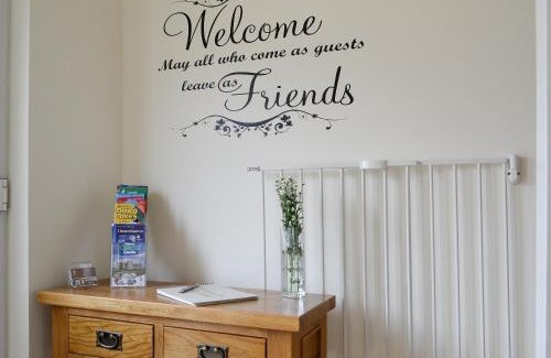 Ammanford House | Ty Cerrig