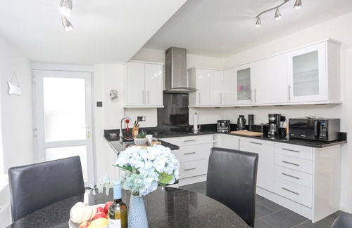 Llanbedrog Cottage | Ty Cerrig