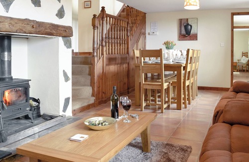 Arthog Cottage | Ty Hir Bwlch Gwyn Farm Equestrian Centre