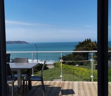 Locquirec House | TY KERLUZ - Vue Mer et Plage à 80m