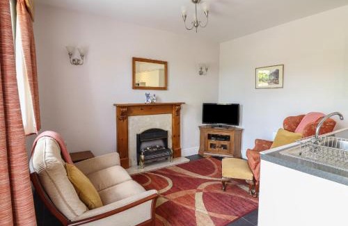 Tywyn House | Ty Llaeth Cottage