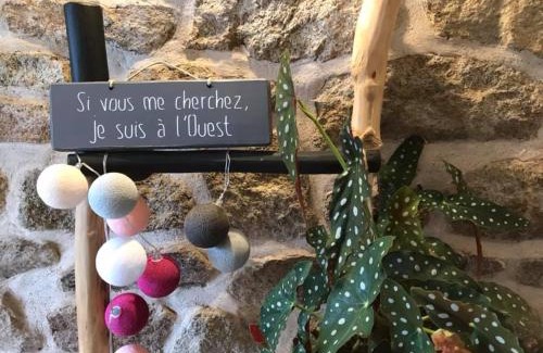 Plonevez-Porzay House | Ty Mamm Gozh