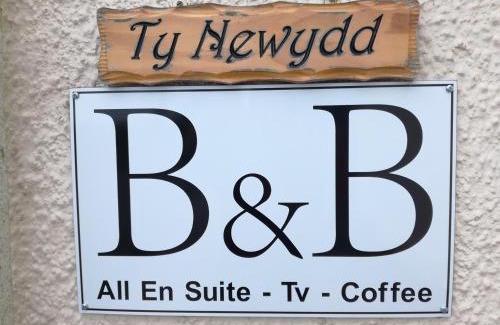 Llangadog Bed & Breakfast | Ty Newydd