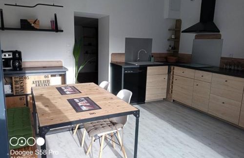Lanrivoare House | Ty-Reviens