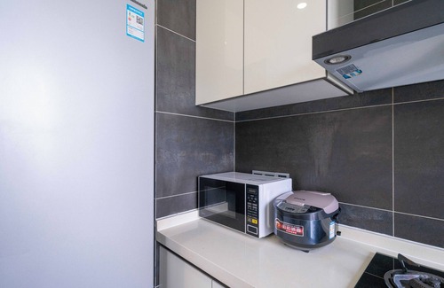 Changning Bed & Breakfast | Tyms Luxury 3BR 2BA APT Riverside