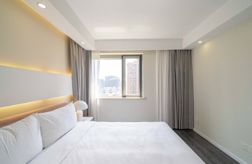 Changning Bed & Breakfast | Tyms Luxury 3BR 2BA APT Riverside