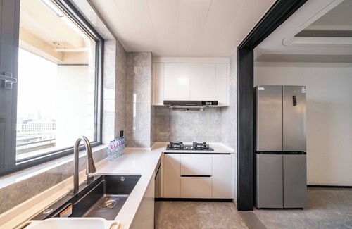 Minhang Bed & Breakfast | Tyms Stylish 2BR APT Hongqiao Minhang