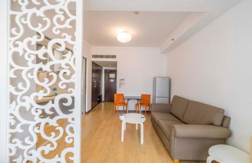 Wantiguan Apartment | Tyms Xuhui Elegant 1BR APT